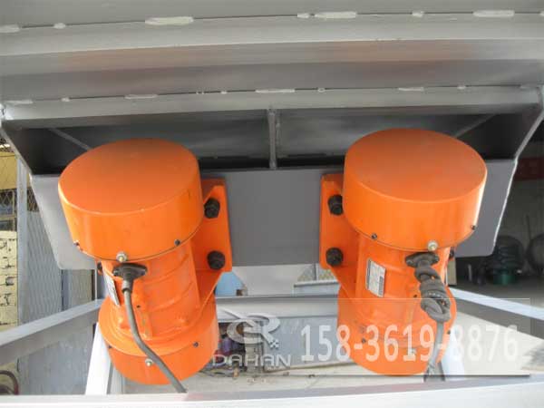 蓮子直線篩振動電機 蓮子直線篩振動電機