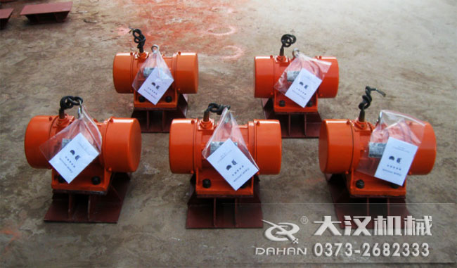 小型倉壁振動器 小型倉壁振動器