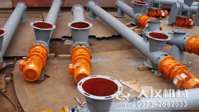 圓管螺旋輸送機 圓管螺旋輸送機