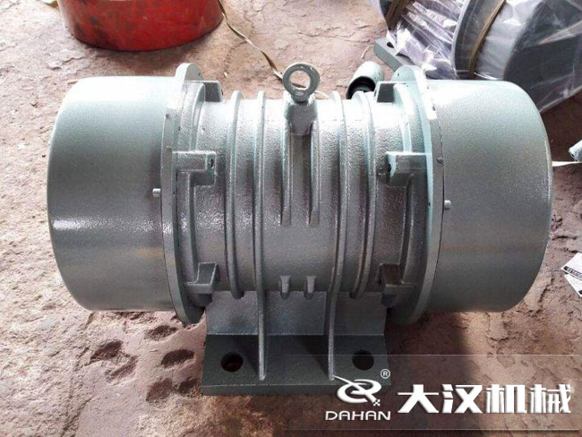 YZU振動電機(jī) YZU振動電機(jī)